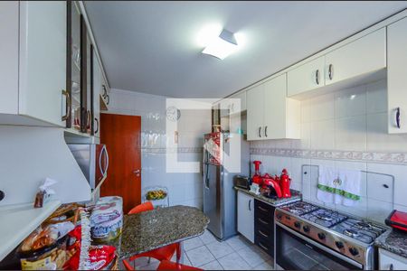 Casa à venda com 160m², 3 quartos e 5 vagas Casa à venda com 160m², 3 quartos e 5 vagasCozinha