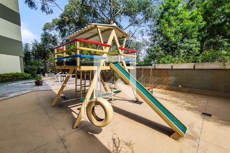 Apartamento à venda com 152m², 3 quartos e 3 vagasÁrea Comum - Playground