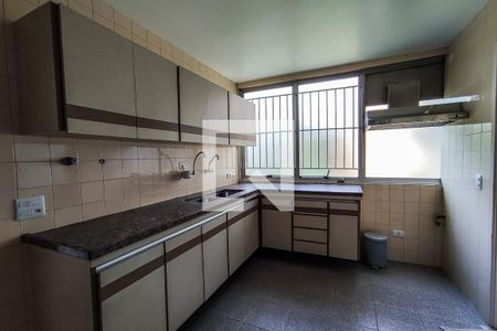 Apartamento à venda com 152m², 3 quartos e 3 vagasCozinha