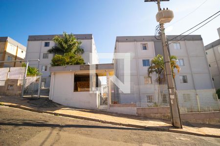 Apartamento à venda com 65m², 2 quartos e 1 vagaFachada