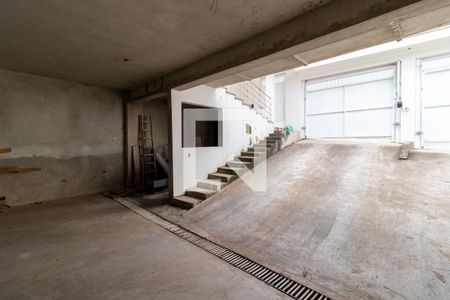 Casa à venda com 700m², 3 quartos e 8 vagasGaragem