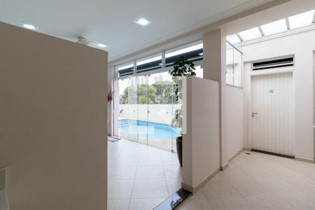 Casa à venda com 700m², 3 quartos e 8 vagasVestiários
