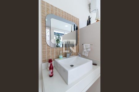 Casa à venda com 700m², 3 quartos e 8 vagasVestiários