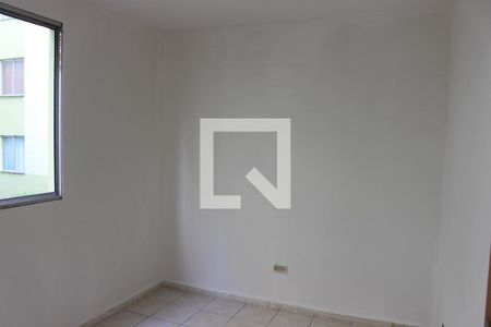 Quarto 2 de apartamento para alugar com 3 quartos, 60m² em Itaquera, São Paulo