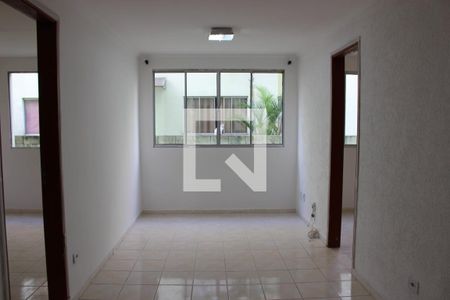 Sala de apartamento para alugar com 3 quartos, 60m² em Itaquera, São Paulo
