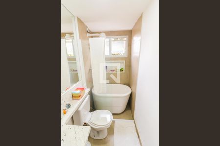 Apartamento à venda com 84m², 3 quartos e 1 vaga Apartamento à venda com 84m², 3 quartos e 1 vagaBanheiro
