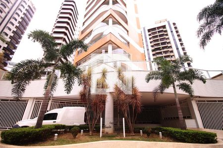 Apartamento para alugar com 125m², 3 quartos e 4 vagasFachada