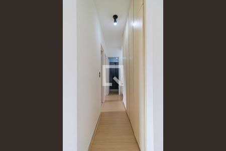 Corredor de apartamento à venda com 2 quartos, 50m² em Higienópolis, São Paulo