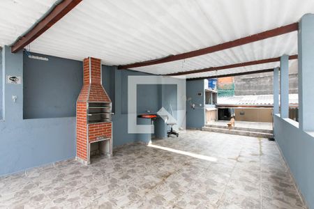 Casa à venda com 100m², 2 quartos e 3 vagas Casa à venda com 100m², 2 quartos e 3 vagasArea Externa - Churrasqueira