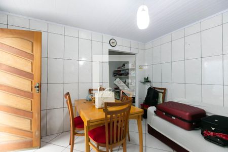 Casa à venda com 100m², 2 quartos e 3 vagas Casa à venda com 100m², 2 quartos e 3 vagasCozinha