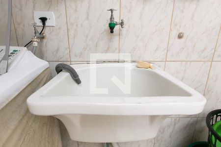 Casa à venda com 100m², 2 quartos e 3 vagas Casa à venda com 100m², 2 quartos e 3 vagasTanque