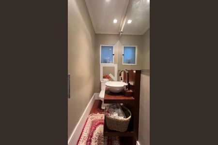 Casa à venda com 350m², 4 quartos e 2 vagasLavabo 2