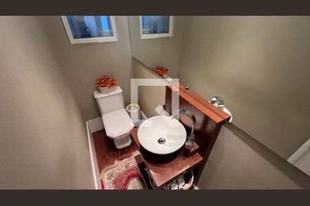 Casa à venda com 350m², 4 quartos e 2 vagasLavabo 2