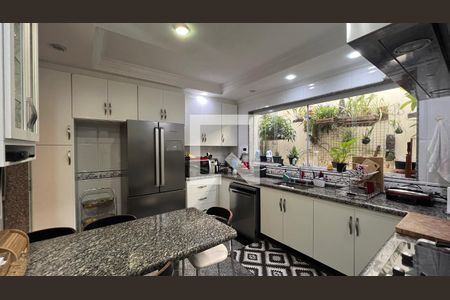 Casa à venda com 350m², 4 quartos e 2 vagasCozinha