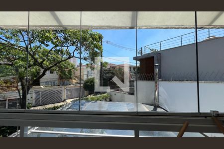 Casa à venda com 350m², 4 quartos e 2 vagasVaranda do quarto 2