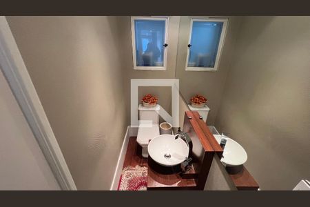 Casa à venda com 350m², 4 quartos e 2 vagasLavabo 2