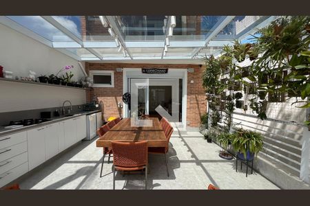 Casa à venda com 350m², 4 quartos e 2 vagasÁrea gourmet