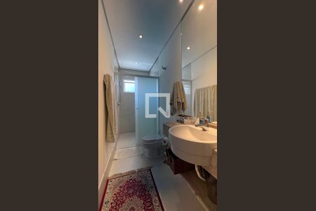 Casa à venda com 350m², 4 quartos e 2 vagasBanheiro