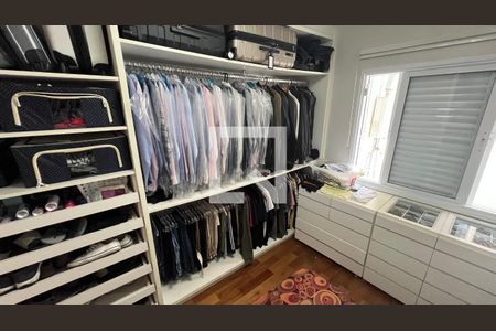 Casa à venda com 350m², 4 quartos e 2 vagasCloset da Master