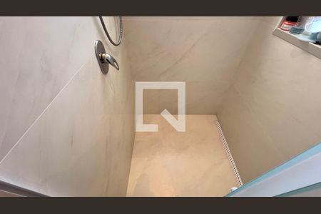 Casa à venda com 350m², 4 quartos e 2 vagasBanheiro