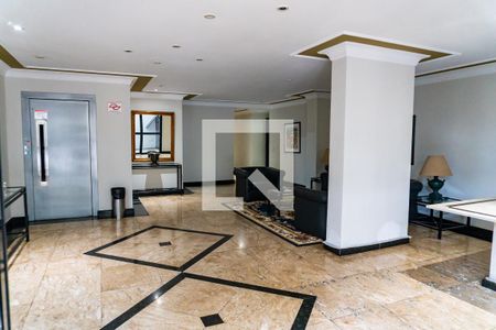 Apartamento à venda com 90m², 4 quartos e 2 vagas Apartamento à venda com 90m², 4 quartos e 2 vagasHall de entrada