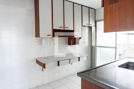 Apartamento à venda com 90m², 4 quartos e 2 vagas Apartamento à venda com 90m², 4 quartos e 2 vagasCozinha