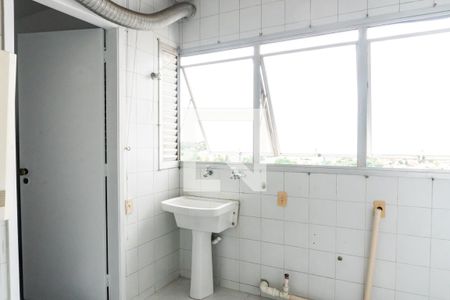 Apartamento à venda com 90m², 4 quartos e 2 vagas Apartamento à venda com 90m², 4 quartos e 2 vagasÁrea de Serviço