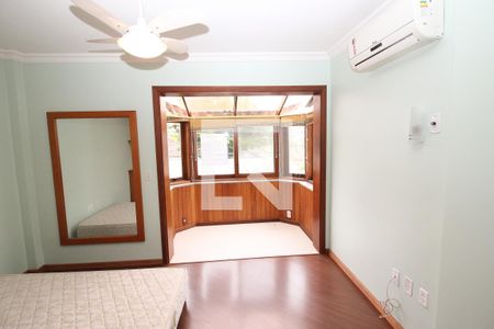 Casa à venda com 150m², 3 quartos e 2 vagas Casa à venda com 150m², 3 quartos e 2 vagasQuarto Suíte