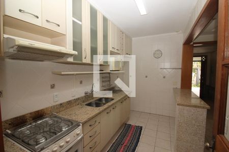 Casa à venda com 150m², 3 quartos e 2 vagas Casa à venda com 150m², 3 quartos e 2 vagasCozinha