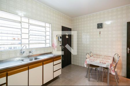 Casa à venda com 121m², 2 quartos e 3 vagasCozinha