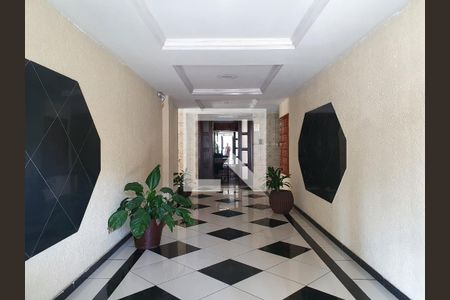 Apartamento à venda com 264m², 4 quartos e 3 vagas Apartamento à venda com 264m², 4 quartos e 3 vagasHall de Entrada