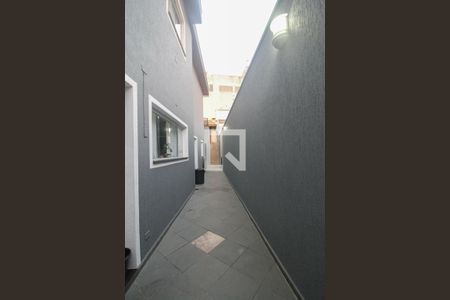 Casa para alugar com 300m², 4 quartos e 2 vagasCorredor