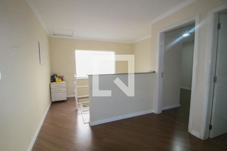 Casa para alugar com 300m², 4 quartos e 2 vagasEscritório