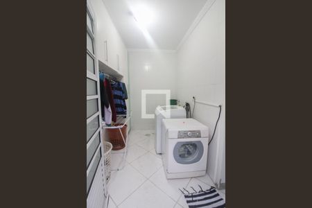 Casa para alugar com 300m², 4 quartos e 2 vagasÁrea de Serviço