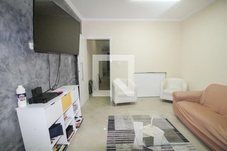 Casa para alugar com 300m², 4 quartos e 2 vagasSala