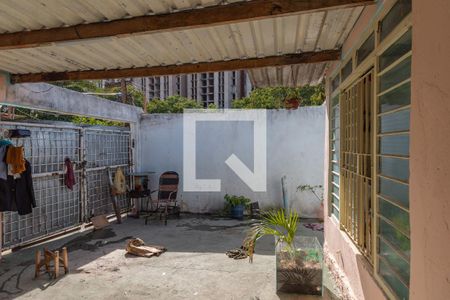 Casa à venda com 120m², 3 quartos e 3 vagas Casa à venda com 120m², 3 quartos e 3 vagasGaragem
