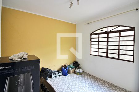 Casa à venda com 198m², 4 quartos e 1 vagaSala Edicula