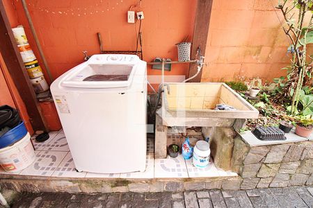 Casa à venda com 198m², 4 quartos e 1 vagaLavanderia