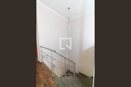 Escada de casa à venda com 4 quartos, 200m² em Vila Santa Clara, São Paulo