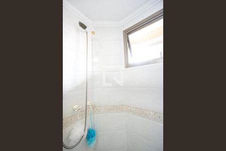 Apartamento à venda com 200m², 3 quartos e 2 vagas Apartamento à venda com 200m², 3 quartos e 2 vagasChuveiro