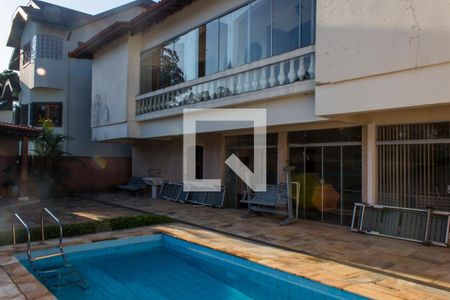 Casa à venda com 420m², 6 quartos e 1 vagaPiscina