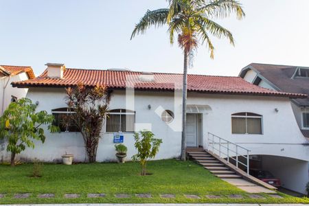 Casa à venda com 420m², 6 quartos e 1 vagaVista da Rua