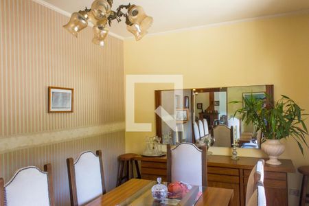 Casa à venda com 420m², 6 quartos e 1 vagaDetalhe Sala