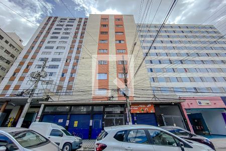 Apartamento para alugar com 70m², 2 quartos e sem vagaFachada