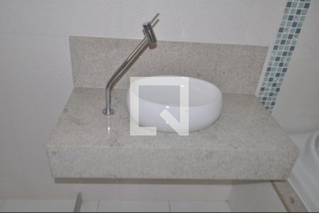 Casa à venda com 250m², 4 quartos e 2 vagasBanheiro da Suíte