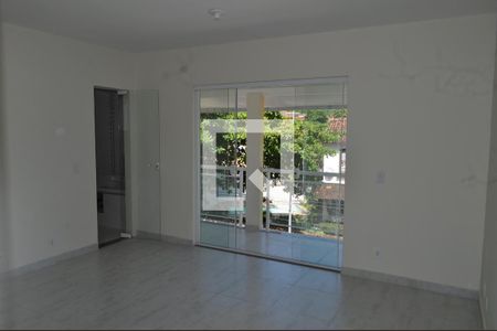 Casa à venda com 250m², 4 quartos e 2 vagasQuarto 1 Suite