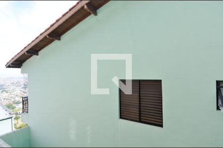 Casa à venda com 250m², 4 quartos e 6 vagasVista do Quarto 2