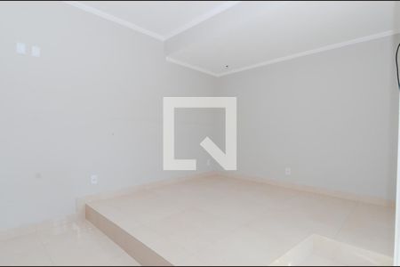 Casa à venda com 250m², 4 quartos e 6 vagasQuarto 4 - Suíte