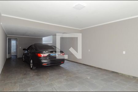 Casa à venda com 250m², 4 quartos e 6 vagasGaragem