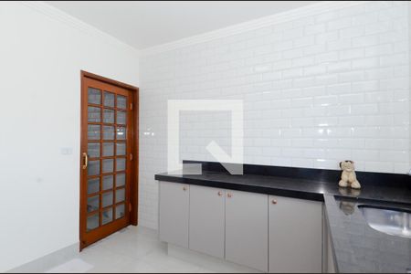 Casa à venda com 250m², 4 quartos e 6 vagasCozinha